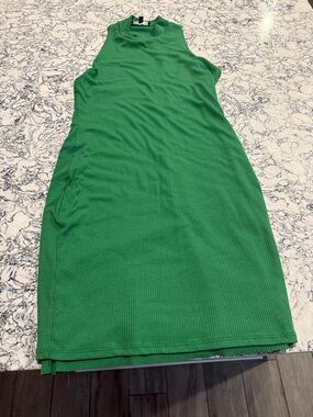 Lulus Sleeveless Ribbed Green Midi Dress